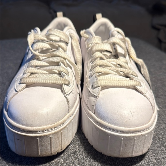 Puma Classic White Sneakers with Black Stripes - Picture 7 of 8